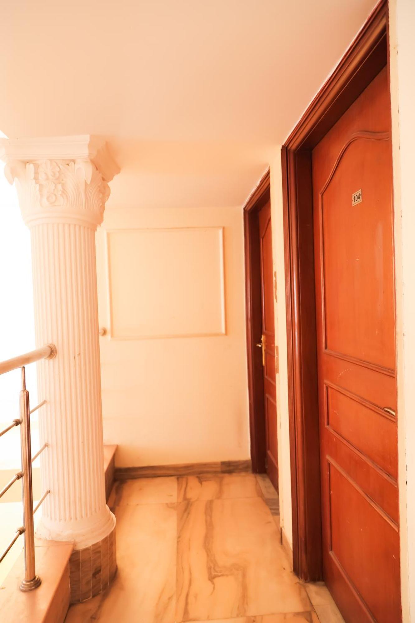 Hotel Green Villa - Near Anand Vihar Station 新德里 外观 照片